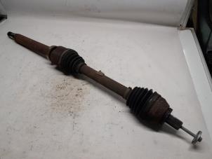 Gebruikte Aandrijfas rechts-voor Ford Mondeo IV Wagon 2.0 16V Prijs € 36,75 Margeregeling aangeboden door Reclycar De Boer BV