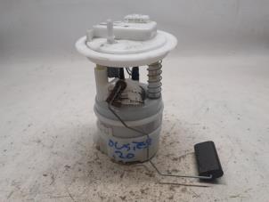 Gebruikte Tank element Pomp Dacia Duster (SR) 1.0 TCE 12V Prijs € 52,50 Margeregeling aangeboden door Reclycar De Boer BV