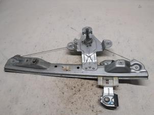 Begagnade Fönstermekanism för bakre dörr, 4-dörrars, vänster Opel Meriva 1.7 CDTI 16V Pris € 36,75 Marginaltabell erbjuds av Reclycar De Boer BV