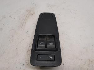 Begagnade Brytare, eldrivna fönster Fiat Ducato (250) 2.0 D 115 Multijet Pris € 26,25 Marginaltabell erbjuds av Reclycar De Boer BV