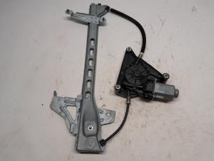 Begagnade Fönstermekanism, 4-dörrars, vänster fram Citroen C1 1.0 12V VVT-i Pris € 36,75 Marginaltabell erbjuds av Reclycar De Boer BV