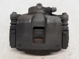 Gebruikte Remklauw (Tang) links-achter Fiat Ducato (250) 2.0 D 115 Multijet Prijs € 52,50 Margeregeling aangeboden door Reclycar De Boer BV