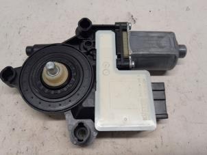 Gebruikte Raammotor Portier Skoda Scala 1.6 TDI Prijs € 52,50 Margeregeling aangeboden door Reclycar De Boer BV