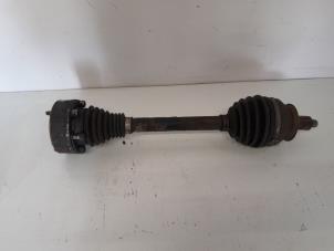 Gebruikte Aandrijfas links-voor Seat Ibiza IV (6J5) 1.2 TDI Ecomotive Prijs € 36,75 Margeregeling aangeboden door Reclycar De Boer BV