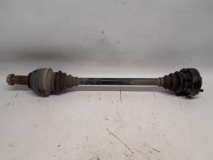 Używane Os napedowa lewy tyl BMW X5 (E53) 3.0d 24V Cena € 26,25 Procedura marży oferowane przez Reclycar De Boer BV