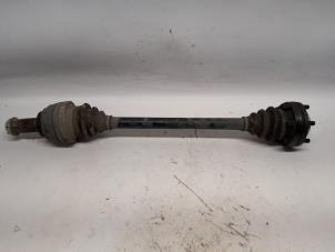 Używane Os napedowa prawy tyl BMW X5 (E53) 3.0d 24V Cena € 36,75 Procedura marży oferowane przez Reclycar De Boer BV