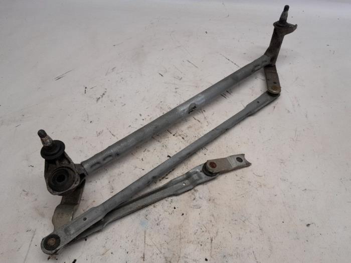 Torkarmekanism från en Seat Ibiza IV (6J5) 1.2 12V 2010