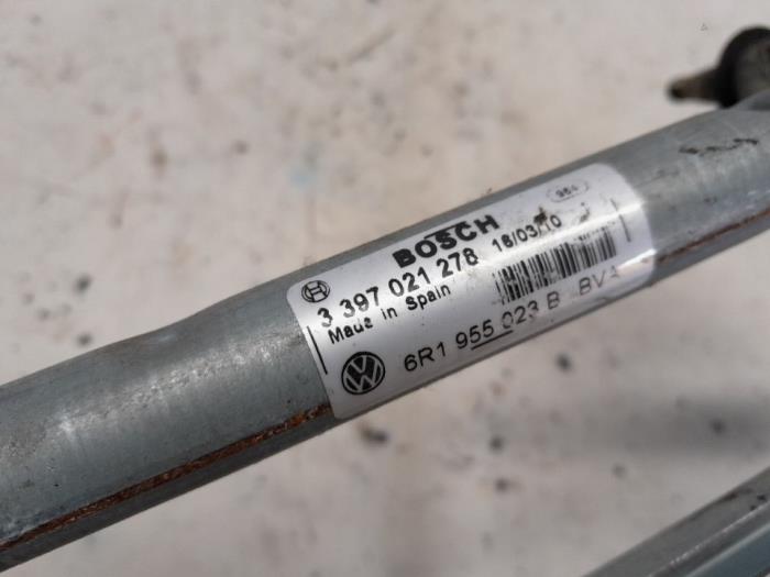 Torkarmekanism från en Seat Ibiza IV (6J5) 1.2 12V 2010