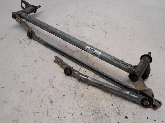 Torkarmekanism från en Seat Ibiza IV (6J5) 1.2 12V 2010