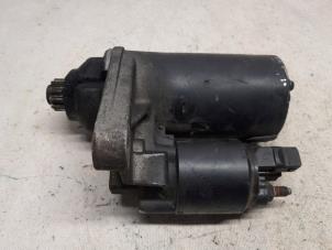 Begagnade Startmotor Audi A2 (8Z0) 1.4 16V Pris € 26,25 Marginaltabell erbjuds av Reclycar De Boer BV