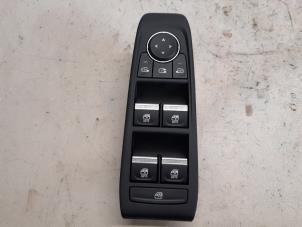 Gebruikte Elektrisch Raam Schakelaar Renault Austral 1.2 Mild Hybrid Advanced 130 Prijs € 157,50 Margeregeling aangeboden door Reclycar De Boer BV