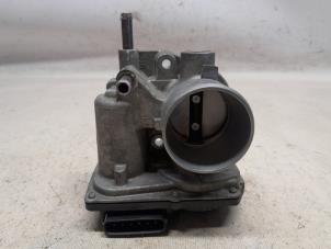 Begagnade Spjällhus Toyota Yaris III (P13) 1.5 16V Hybrid Pris € 47,25 Marginaltabell erbjuds av Reclycar De Boer BV