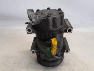 Używane Pompa klimatyzacji Peugeot 307 SW (3H) 1.6 16V Cena € 52,50 Procedura marży oferowane przez Reclycar De Boer BV