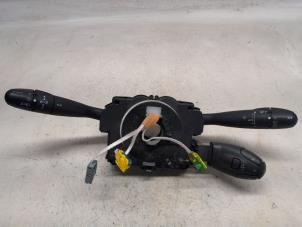 Begagnade Spak, rattstång Peugeot 206 (2A/C/H/J/S) 1.6 16V Pris € 131,25 Marginaltabell erbjuds av Reclycar De Boer BV