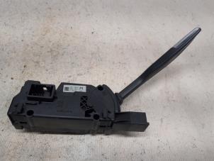 Gebruikte Versnellingspook Citroen C4 Picasso (UD/UE/UF) 2.0 16V Autom. Prijs € 236,25 Margeregeling aangeboden door Reclycar De Boer BV