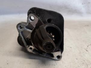 Używane Rozrusznik Dacia Sandero II 1.5 dCi 90 Cena € 26,25 Procedura marży oferowane przez Reclycar De Boer BV