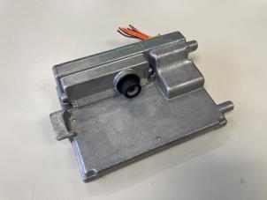 Begagnade Framåtriktad kamera Volkswagen T-Roc I 1.5 TSI Evo BMT 16V Pris € 105,00 Marginaltabell erbjuds av Reclycar De Boer BV