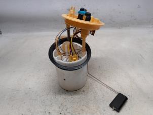Gebruikte Tank element Pomp Audi Q2 (GAB/GAG) 2.0 30 TDI 16V Prijs € 42,00 Margeregeling aangeboden door Reclycar De Boer BV