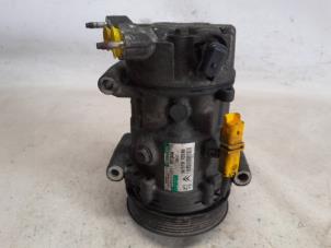 Begagnade Luftkonditioneringspump Peugeot 307 SW (3H) 1.6 16V Pris € 63,00 Marginaltabell erbjuds av Reclycar De Boer BV