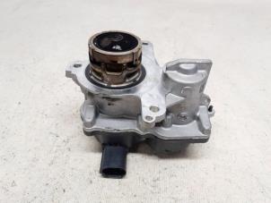 Gebruikte EGR Klep Audi Q2 (GAB/GAG) 2.0 30 TDI 16V Prijs € 52,50 Margeregeling aangeboden door Reclycar De Boer BV