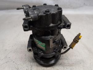 Używane Pompa klimatyzacji Peugeot 307 (3A/C/D) 1.6 16V Cena € 52,50 Procedura marży oferowane przez Reclycar De Boer BV