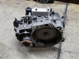 Używane Skrzynia biegów Seat Alhambra (7N) 2.0 TDI 16V Cena € 2.100,00 Procedura marży oferowane przez Reclycar De Boer BV