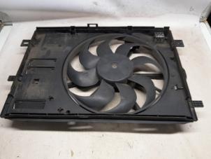 Używane Silnik wentylatora Peugeot 3008 II (M4/MC/MJ/MR) 1.2 12V e-THP PureTech 130 Cena € 52,50 Procedura marży oferowane przez Reclycar De Boer BV