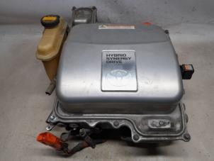 Gebruikte Inverter Toyota Prius (NHW20) 1.5 16V Prijs € 341,25 Margeregeling aangeboden door Reclycar De Boer BV