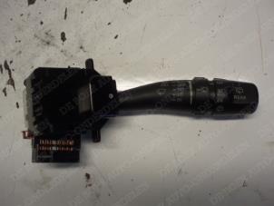 Używane Przelacznik wycieraczki Hyundai Matrix 1.6 16V Cena € 15,75 Procedura marży oferowane przez Reclycar De Boer BV