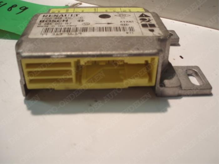 Airbagmodul från en Renault Clio II Societe (SB) 1.9 D 2001