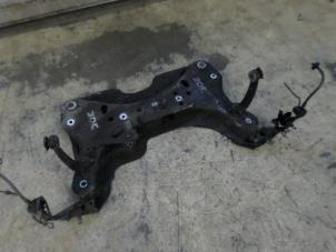 Gebruikte Subframe Renault Laguna II Grandtour (KG) 2.2 dCi 150 16V Prijs € 26,25 Margeregeling aangeboden door Reclycar De Boer BV