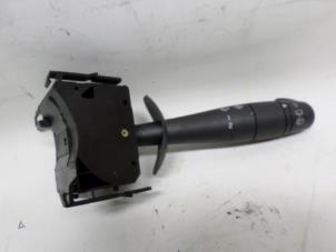 Begagnade Torkarbrytare Renault Laguna II Grandtour (KG) 1.8 16V Pris € 15,75 Marginaltabell erbjuds av Reclycar De Boer BV