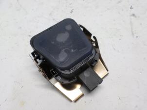 Begagnade Regnsensor Citroen DS5 (KD/KF) 2.0 HDiF 160 16V Pris € 36,75 Marginaltabell erbjuds av Reclycar De Boer BV