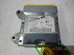 Gebruikte Airbag Module Renault Espace (JK) 2.2 dCi 16V Prijs € 42,00 Margeregeling aangeboden door Reclycar De Boer BV