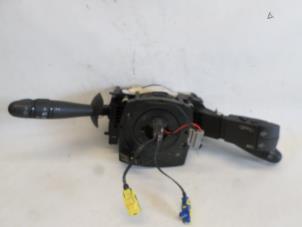 Begagnade Spak, rattstång Renault Laguna II Grandtour (KG) 3.0 V6 24V Pris € 26,25 Marginaltabell erbjuds av Reclycar De Boer BV