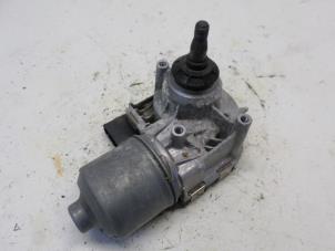 Begagnade Främre torkarmotor Ford Focus 3 Wagon 1.6 SCTi 16V Pris € 21,00 Marginaltabell erbjuds av Reclycar De Boer BV