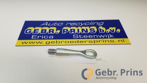 Gebruikte Sleepoog voor Mitsubishi Space Star (A0) 1.0 12V Prijs € 10,00 Margeregeling aangeboden door Autorec. Gebr. Prins b.v.