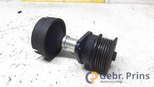 Begagnade Generatorremskiva Ford Focus 1 Wagon 1.8 TDdi Pris € 20,00 Marginaltabell erbjuds av Autorec. Gebr. Prins b.v.