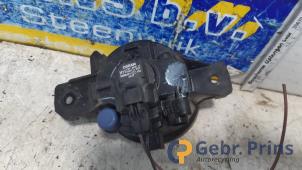 Begagnade Spotlight, vänster Renault Clio II (BB/CB) 1.2 16V Pris € 10,00 Marginaltabell erbjuds av Autorec. Gebr. Prins b.v.