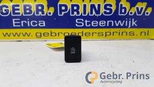 Begagnade Start/stopp-brytare Suzuki Celerio (LF) 1.0 12V Dualjet Pris € 10,00 Marginaltabell erbjuds av Autorec. Gebr. Prins b.v.