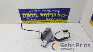 Gebruikte Deurslot Mechaniek 4Deurs rechts-achter Peugeot 308 SW (4E/H) 1.6 HDiF 16V Prijs € 25,00 Margeregeling aangeboden door Autorec. Gebr. Prins b.v.