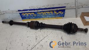 Używane Os napedowa prawy przód Citroen Berlingo Cinqspace, Multispace 1.8 Cena € 30,00 Procedura marży oferowane przez Autorec. Gebr. Prins b.v.