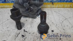 Begagnade Hjulbultsats Fiat Ducato (250) 3.0 140 Natural Power Pris € 30,25 Inklusive moms erbjuds av Autorec. Gebr. Prins b.v.