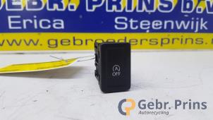 Begagnade Start/stopp-brytare Suzuki Celerio (LF) 1.0 12V Dualjet Pris € 10,00 Marginaltabell erbjuds av Autorec. Gebr. Prins b.v.