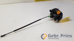 Gebruikte Portierslot Mechaniek 4Deurs links-achter Opel Insignia 1.6 SIDI Eco Turbo 16V Prijs € 25,00 Margeregeling aangeboden door Autorec. Gebr. Prins b.v.