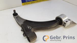 Gebruikte Draagarm onder rechts-voor Opel Insignia 1.6 SIDI Eco Turbo 16V Prijs € 50,00 Margeregeling aangeboden door Autorec. Gebr. Prins b.v.