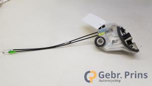 Gebruikte Portierslot Mechaniek 4Deurs links-achter Citroen C1 1.0 Vti 68 12V Prijs € 25,00 Margeregeling aangeboden door Autorec. Gebr. Prins b.v.