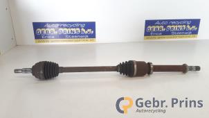 Używane Os napedowa prawy przód Renault Modus/Grand Modus (JP) 1.2 16V TCE 100 Cena € 35,00 Procedura marży oferowane przez Autorec. Gebr. Prins b.v.