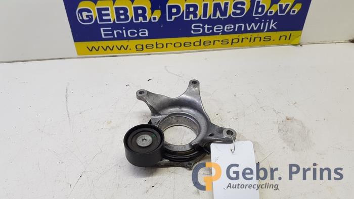 Remspännare, multi från en Mercedes-Benz A Limousine (177.1) 1.3 A-180 Turbo 2020