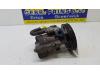 Servostyrningspump från en Daewoo Aveo (250) 1.4 16V LS 2010